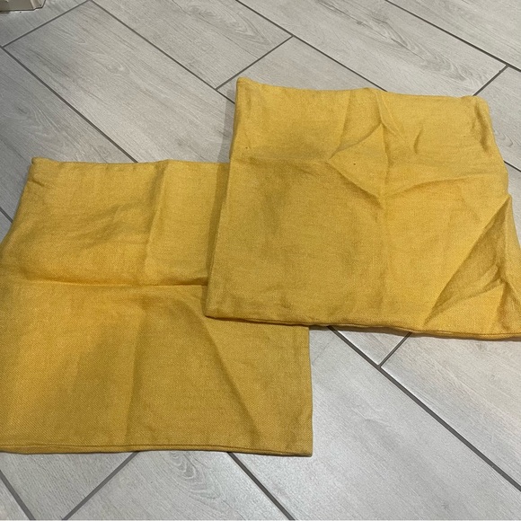 SOLD ON MERCARI - Pottery Barn Linen Pillow Cover - Picture 4 of 8